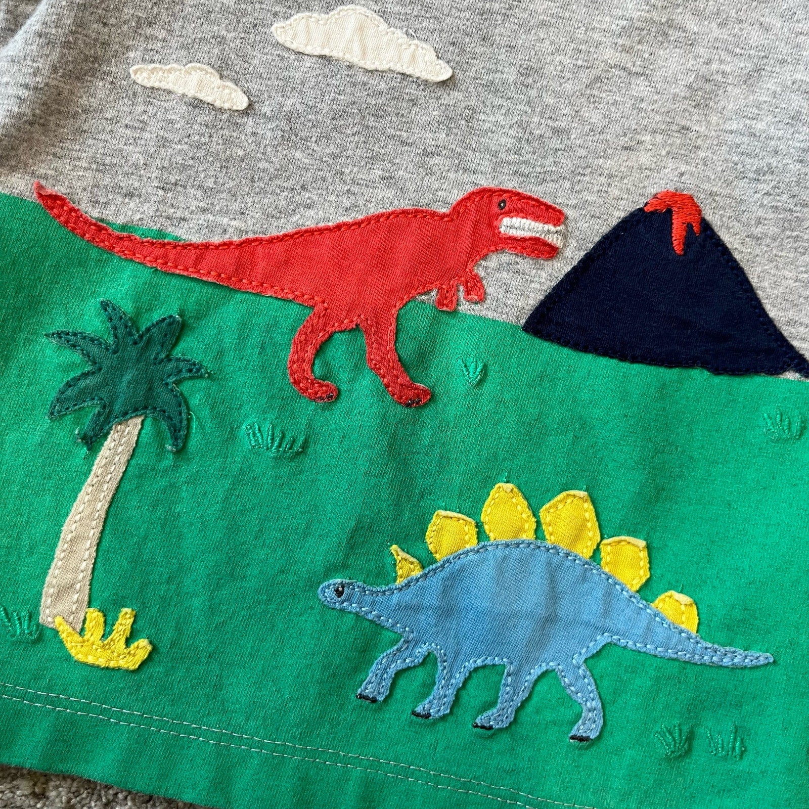 Mini Boden Reversible Dinosaur Playset 3-6 Months