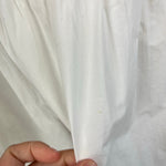 Load image into Gallery viewer, Vineyard Vines White Ruffle Blouse Medium
