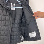 Load image into Gallery viewer, The North Face Kids Thermoball Hooded Jacket Black 5T
