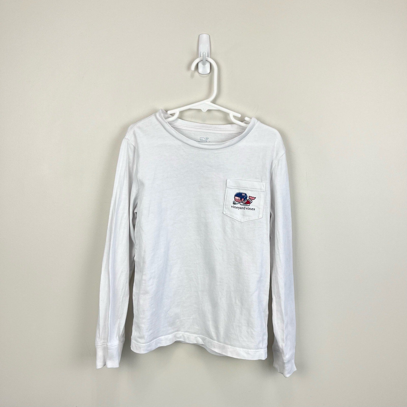 Vineyard Vines Boys' Pond Hockey Whale Long-Sleeve Pocket Tee 6