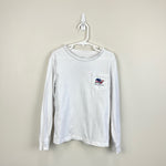 Load image into Gallery viewer, Vineyard Vines Boys&#39; Pond Hockey Whale Long-Sleeve Pocket Tee 6
