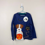 Load image into Gallery viewer, Mini Boden Halloween Applique T-Shirt College Navy Sprout 7-8
