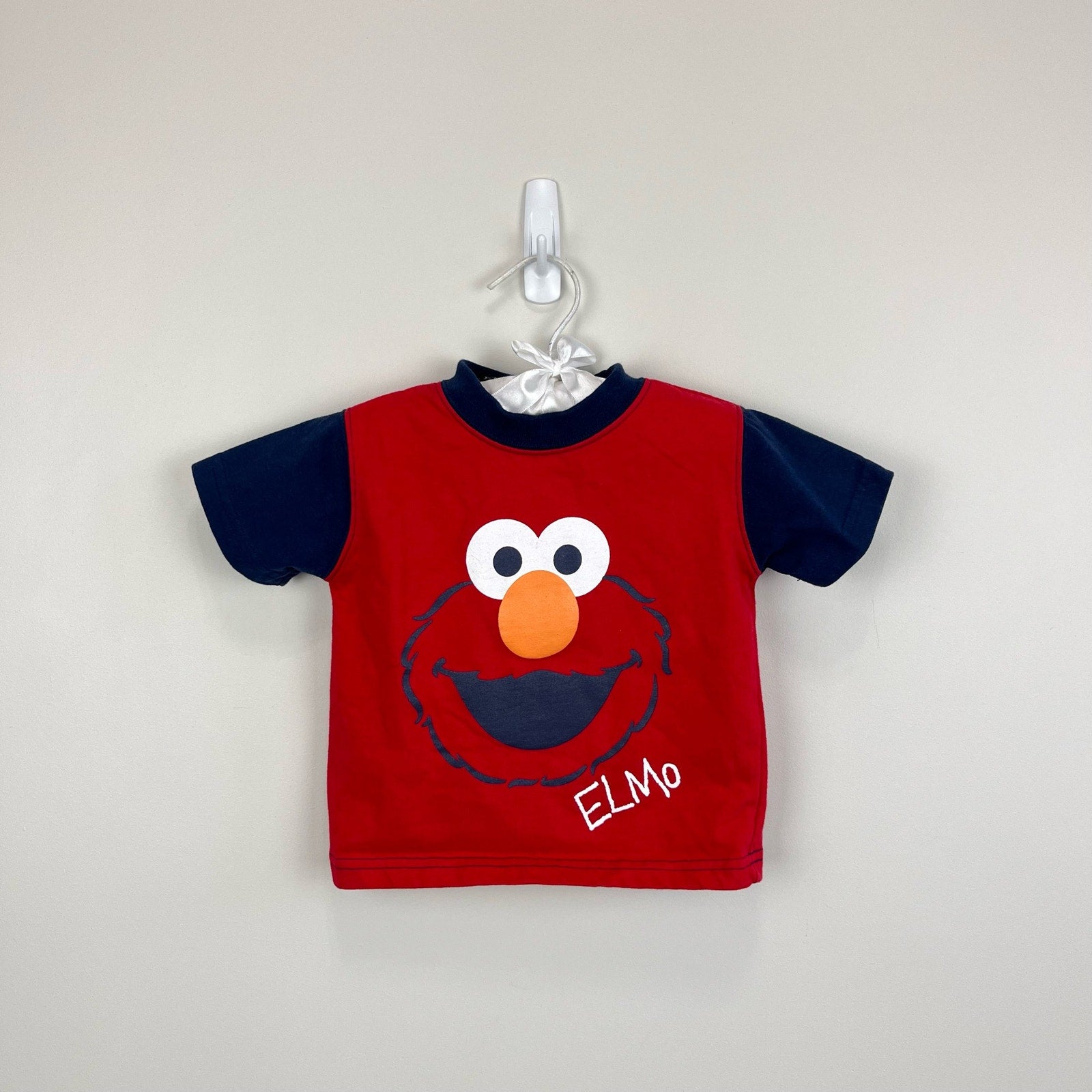 Vintage Y2K Elmo Tee Shirt 12 Months