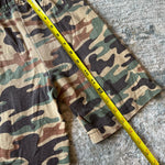 Load image into Gallery viewer, Vintage Garfield Camo Shorts 7 USA
