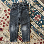 Load image into Gallery viewer, Vintage Levi's 550 Relaxed Fit Slim Jeans 6
