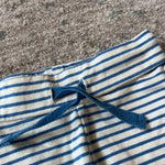 Load image into Gallery viewer, Mini Boden Applique Hoodie &amp; Leggings Set Elizabethan Blue Peeping Animals 2-3
