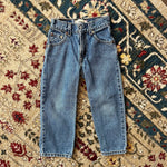 Load image into Gallery viewer, Levi's 550 Relaxed Fit Blue Jeans 5T
