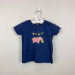 Load image into Gallery viewer, Mini Boden Short Sleeve Applique Party Pig T-Shirt 2-3
