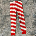 Load image into Gallery viewer, Hanna Andersson Star Wars Yoda Santa Pajamas 130 cm 8
