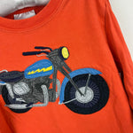 Load image into Gallery viewer, Hanna Andersson Long Sleeve Applique Motorcycle T-Shirt 110 cm 5T
