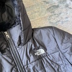 Load image into Gallery viewer, The North Face Girls Mossbud Swirl Parka Black XL 18
