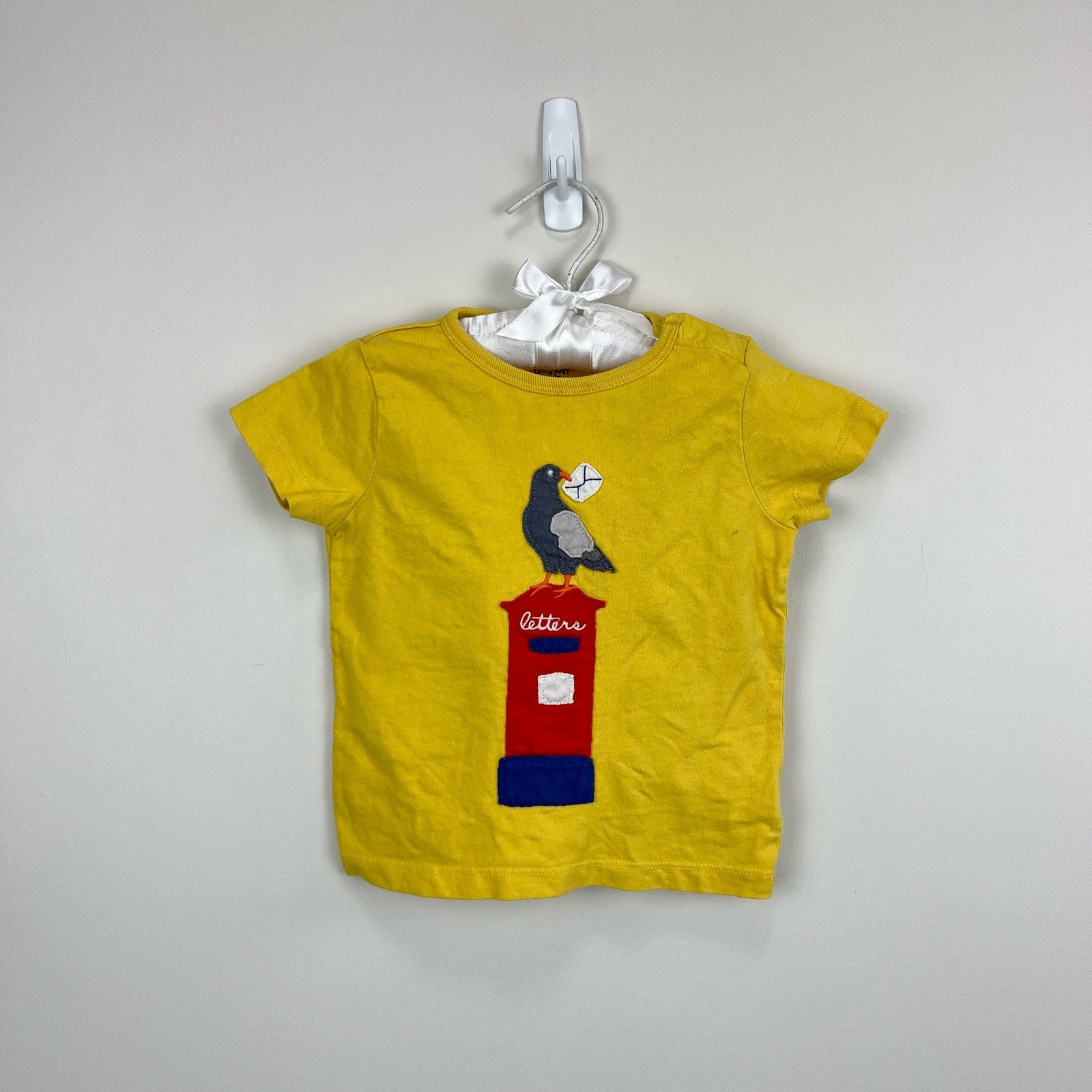 Mini Boden Applique Messenger Tee 12-18 Months