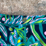 Load image into Gallery viewer, Lilly Pulitzer Luxletic Girls Mini Weekender Legging Low Tide Navy Catty Purrsonality XL
