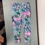 Load image into Gallery viewer, Lilly Pulitzer Girls Sammy Pajama Set Hi Tide Navy Bringing Mermaid Back 4T

