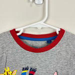 Load image into Gallery viewer, Mini Boden Animal Snow Sports T-shirt Grey Marl Sledge Animals 6-7 NWOT
