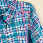 Load image into Gallery viewer, Vineyard Vines Boys' Performance Plaid Featherweight Whale Shirt 7
