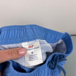 Load image into Gallery viewer, Vineyard Vines Boys' Pieced Chappy Swim Trunk Blue Pink Fish 6
