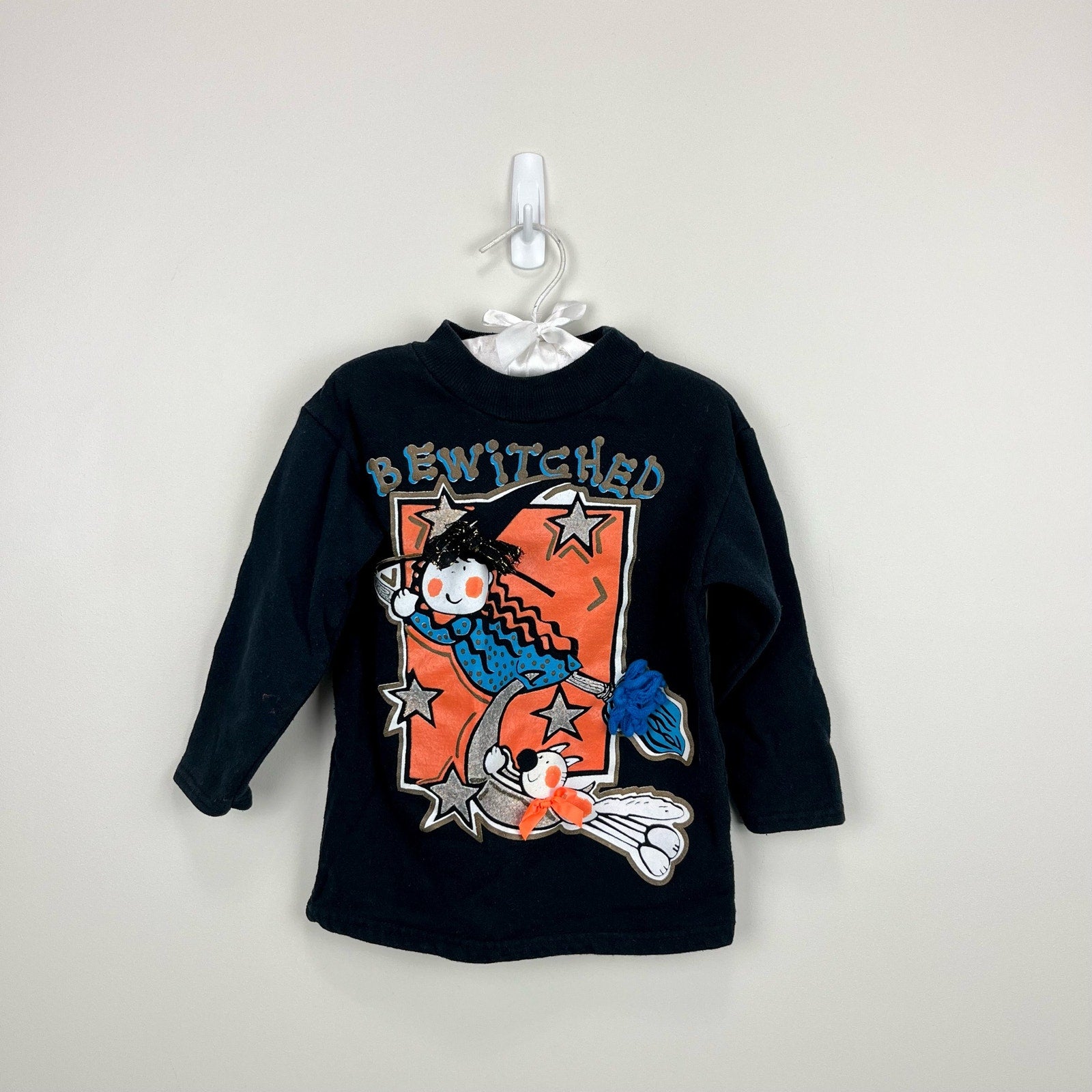 Vintage Totally Me Bewitched Halloween Sweatshirt 4T USA