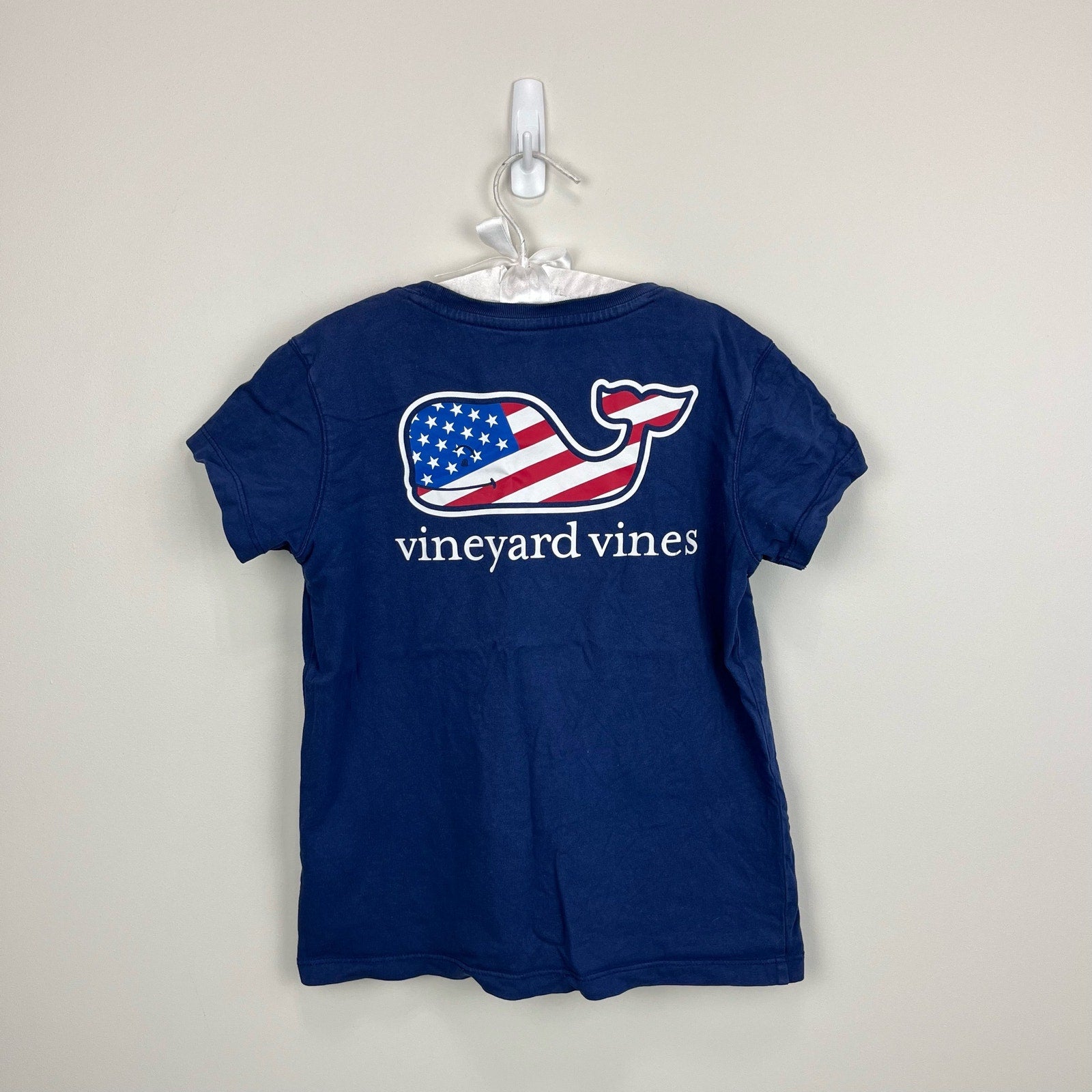 Vineyard Vines Short Sleeve American Flag Whale Pocket T-Shirt Small 7-8