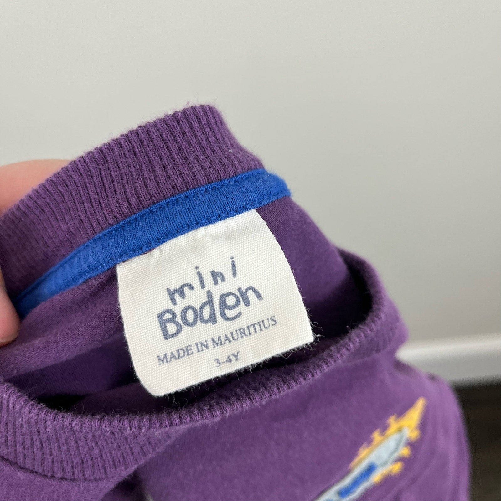 Mini Boden Purple Guitar Tee 3-4 Years