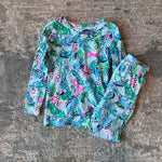 Load image into Gallery viewer, Lilly Pulitzer Girls Sammy Pajama Set Seasalt Blue Barking Up the Palm Tree 2T

