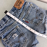 Load image into Gallery viewer, Levi's 514 Cut Off Jean Shorts 2T
