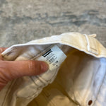 Load image into Gallery viewer, Vintage Levi's Ecru 550 Relaxed Fit Slim Orange Tab Jean Shorts 8
