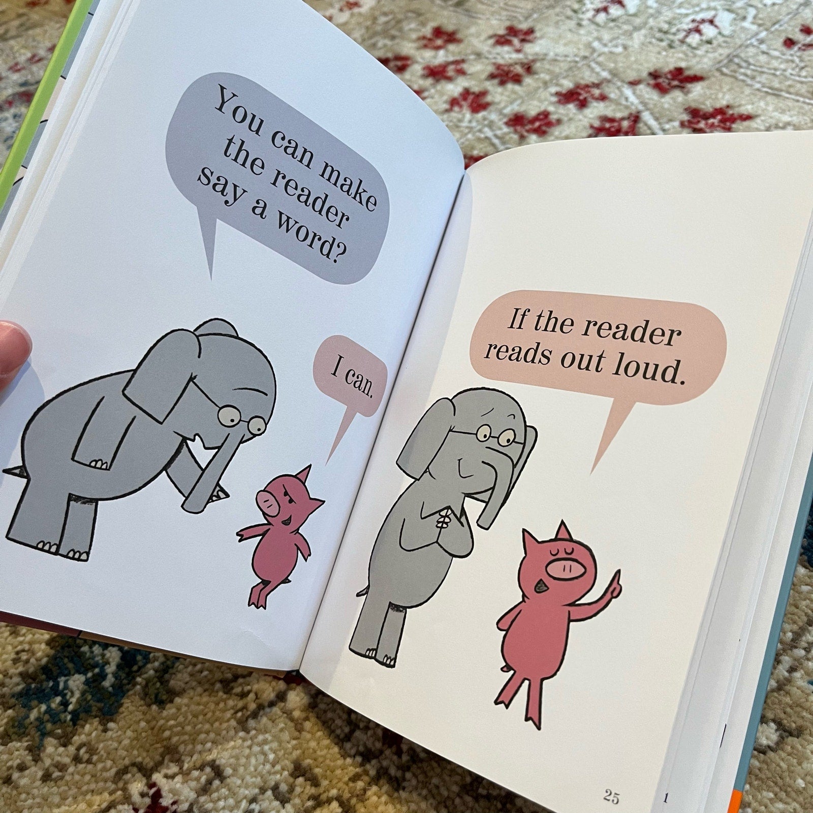 Mo Willems Elephant & Piggie Book We Are in a Book!