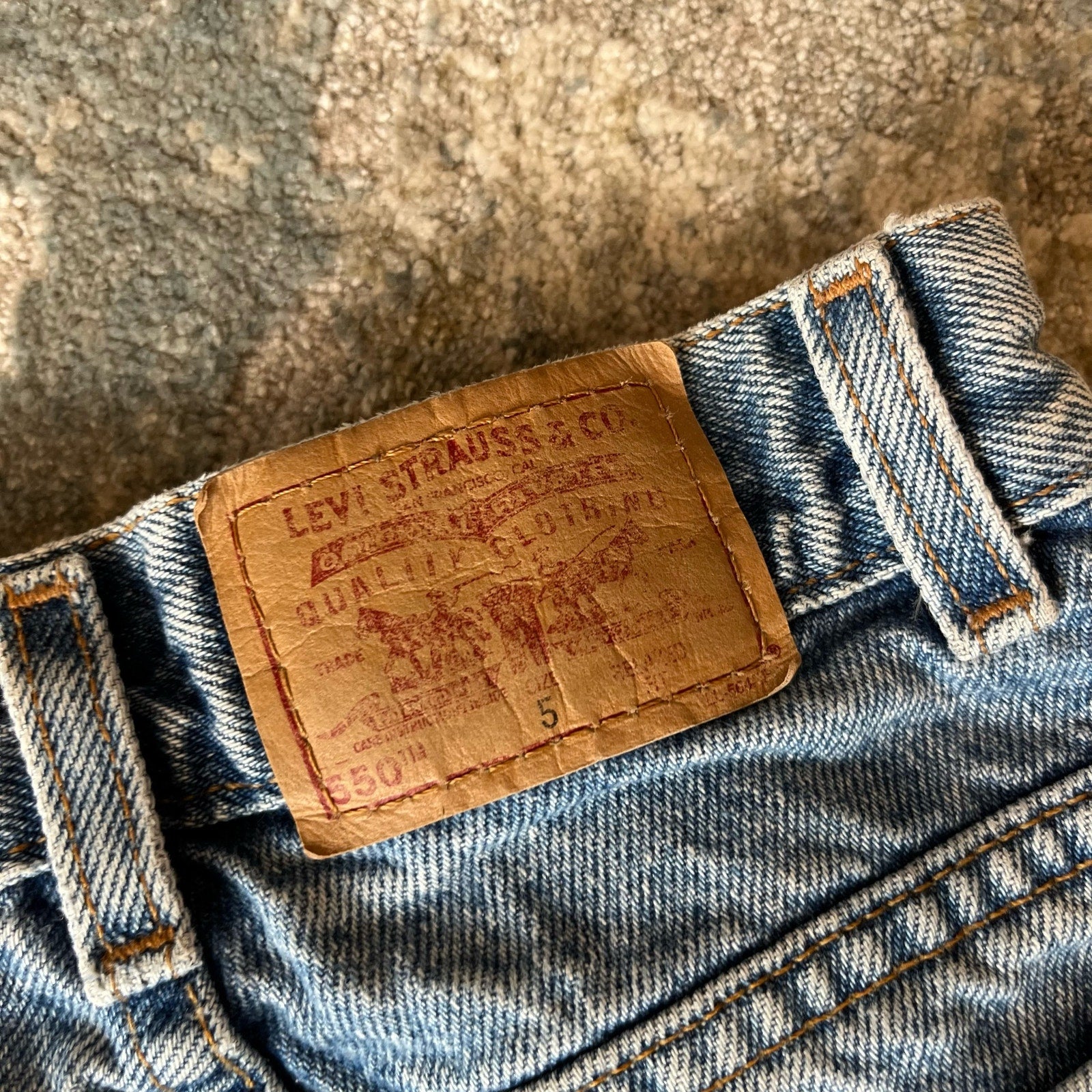 Vintage Levi's 550 Relaxed Fit Regular Blue Jeans 5T