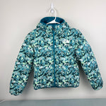 Load image into Gallery viewer, The North Face Girls Printed Down Reversible Hooded Jacket M 10
