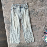 Load image into Gallery viewer, Abercrombie Kids Low Rise Baggy Jeans 9/10 Long
