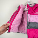 Load image into Gallery viewer, The North Face Girls Moondoggy 2.0 Hooded Puffer jacket 6-12 Months
