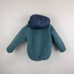 Load image into Gallery viewer, Patagonia Reversible Tribbles Hoody Jacket Blue Gray Stars 2T
