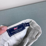 Load image into Gallery viewer, Vineyard Vines Khaki Chino Breaker Shorts 4T
