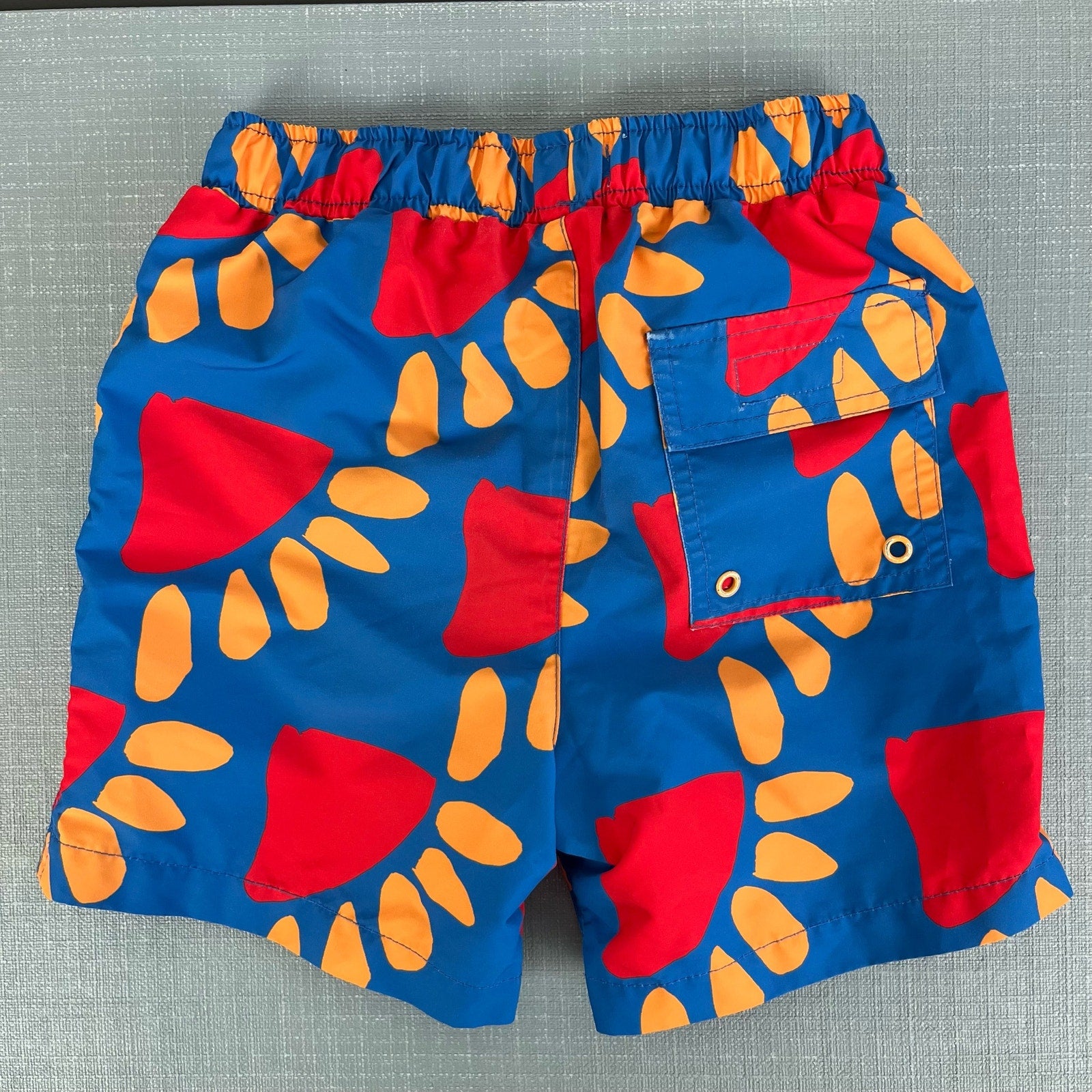 Stella McCartney Kids Bold Blue Swim Trunks 6 Years