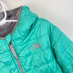 Load image into Gallery viewer, The North Face Reversible Mossbud Swirl Insulated Jacket 6
