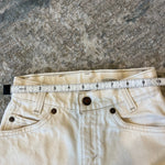 Load image into Gallery viewer, Vintage Levi's Ecru 550 Relaxed Fit Slim Orange Tab Jean Shorts 8
