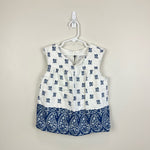 Load image into Gallery viewer, Gap Kids Blue &amp; White Floral Tank Top Medium (8)

