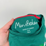 Load image into Gallery viewer, Mini Boden Christmas Deliveries T-Shirt Highland Green Elf Factory 5-6
