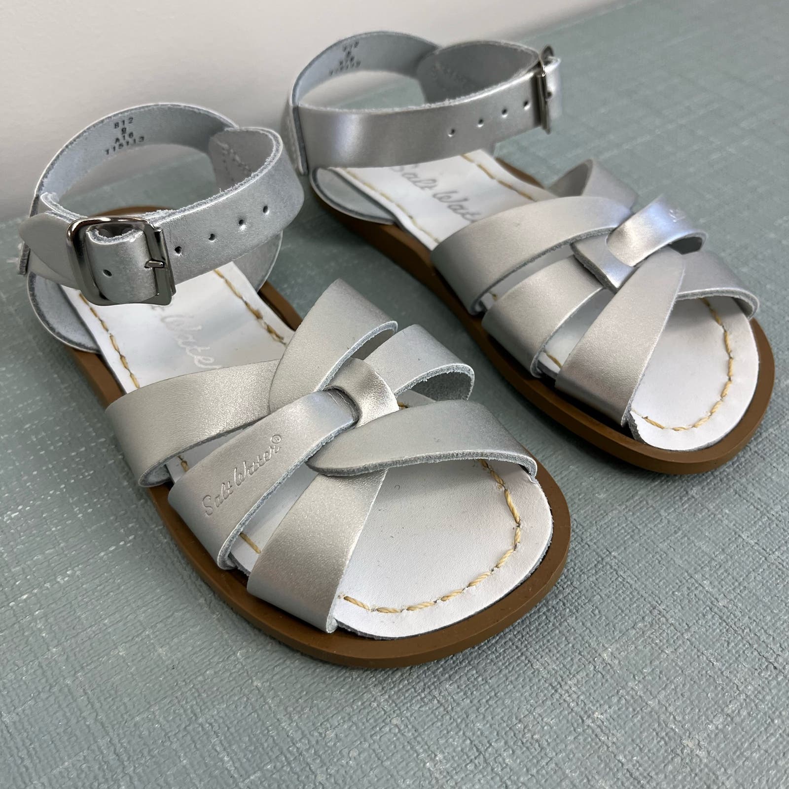 Saltwater Original Girls Silver Sandals 9