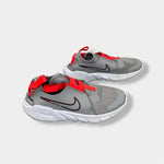 Load image into Gallery viewer, Nike Flex Runner 2 Light Smoke Grey/White/Bright Crimson/Team Red 1.5
