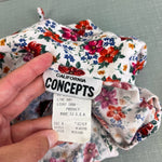 Load image into Gallery viewer, Vintage California Concepts Floral Sleeveless Cropped Blouse Medium USA

