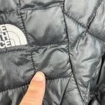 Load image into Gallery viewer, The North Face Girls' Thermoball Parka Winter Coat Black M 10-22
