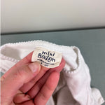 Load image into Gallery viewer, Mini Boden Girls Supersoft Pointelle T-Shirt 9-10
