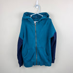 Load image into Gallery viewer, Hanna Andersson Dino Sweatshirt in French Terry Trek Teal 120 cm 6-7
