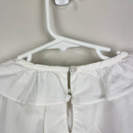 Load image into Gallery viewer, Vineyard Vines White Ruffle Blouse Medium
