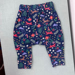Load image into Gallery viewer, Hanna Andersson Baby Print Knit Jogger Winter White on Navy 75 cm 12-18 Months
