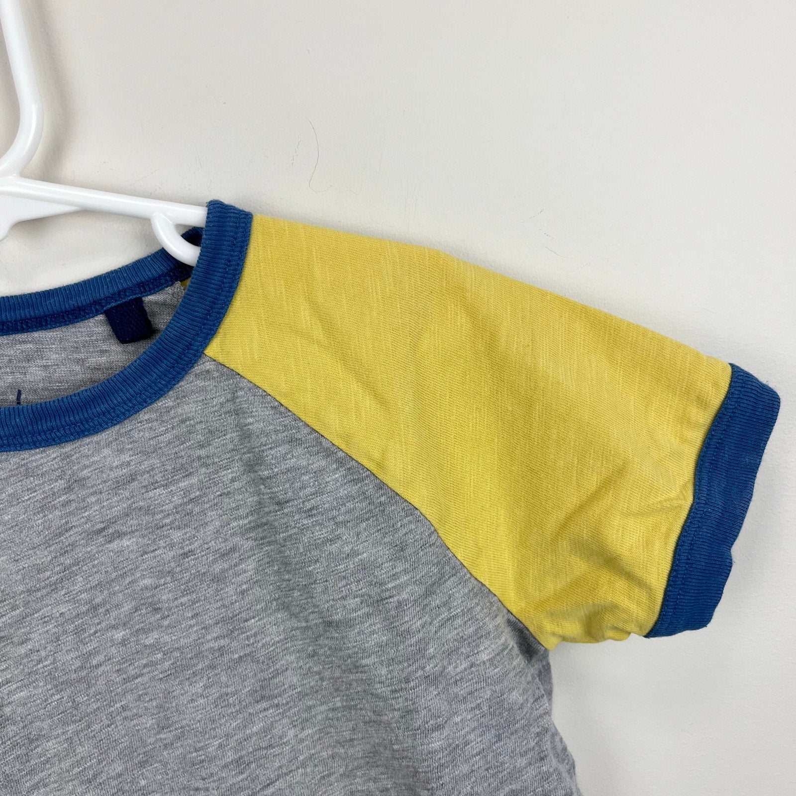 Mini Boden Colourblock Raglan T-Shirt Light Grey Marl 5-6