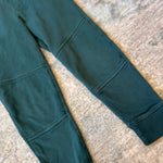 Load image into Gallery viewer, Hanna Andersson Slim Fit French Terry Double Knee Sweatpants Green 120 cm 6-7
