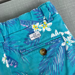 Load image into Gallery viewer, Vineyard Vines Printed Breaker Shorts 5T
